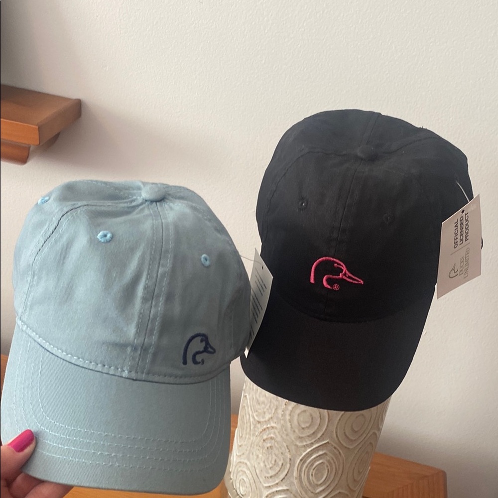 NWT, Ducks Unlimited caps, women’s.